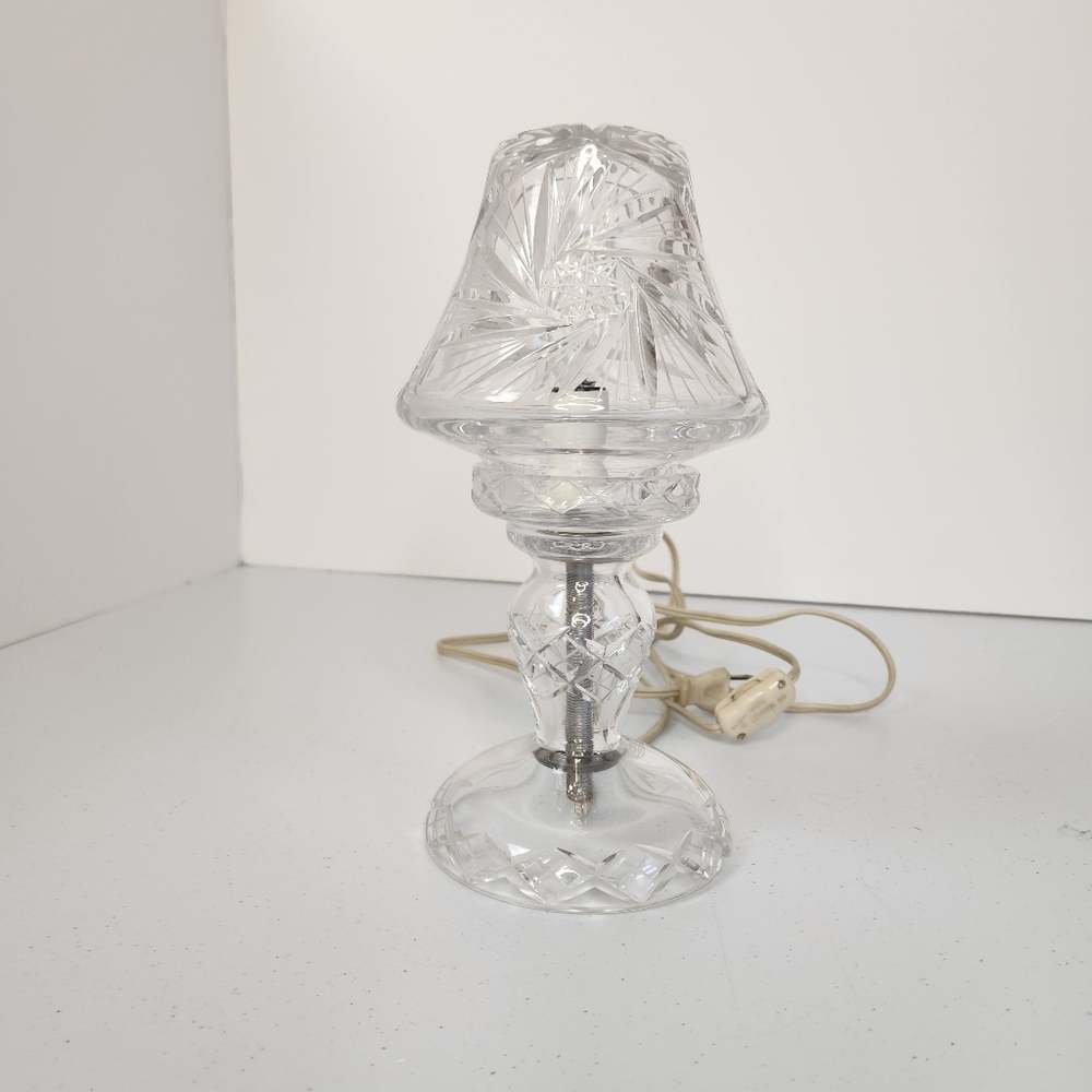Vintage Cut Crystal Fairy Lamp Pinwheel Patern Czech Bohemian Mushroom Shape - Picture 3 of 10
